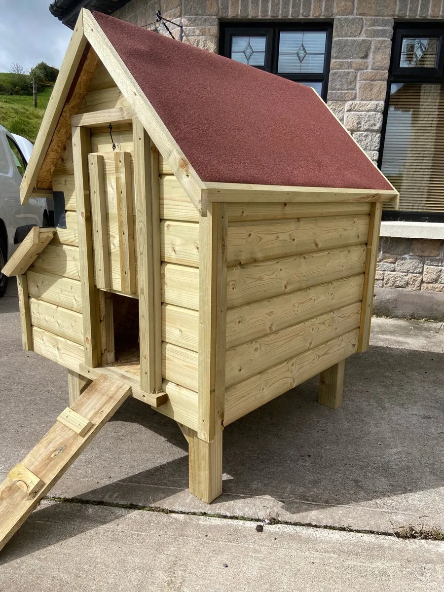 Hen house - Image 2