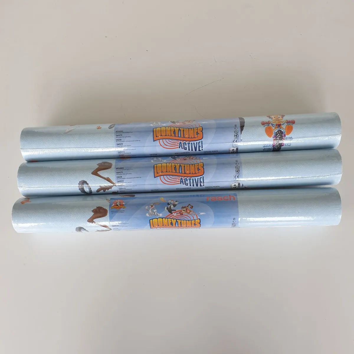 Looney tunes active wallpaper X 3 rolls Rasch - Image 1