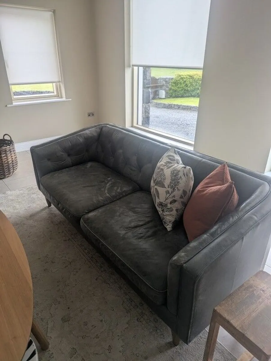 2 seater & 3/4 seater leather couch sofa - Image 2