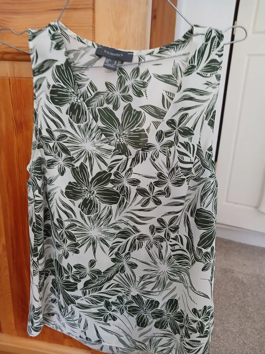 Clothes - Image 4