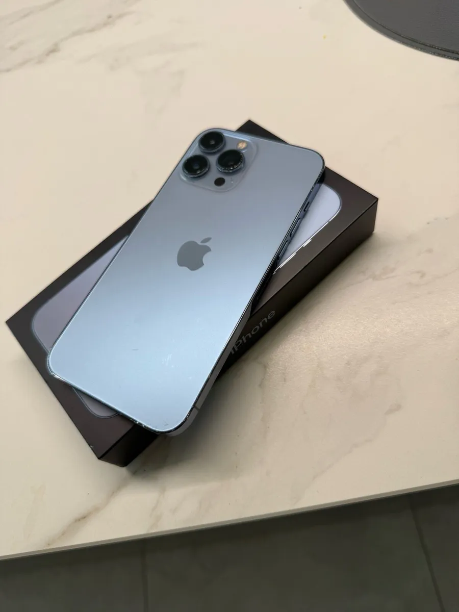 Apple iPhone 13 Pro Max - Image 1