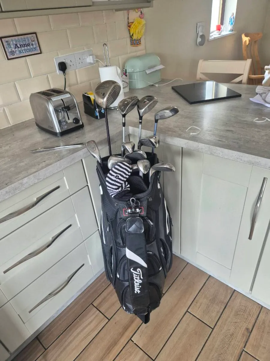 Ladies Golf Set - Image 1