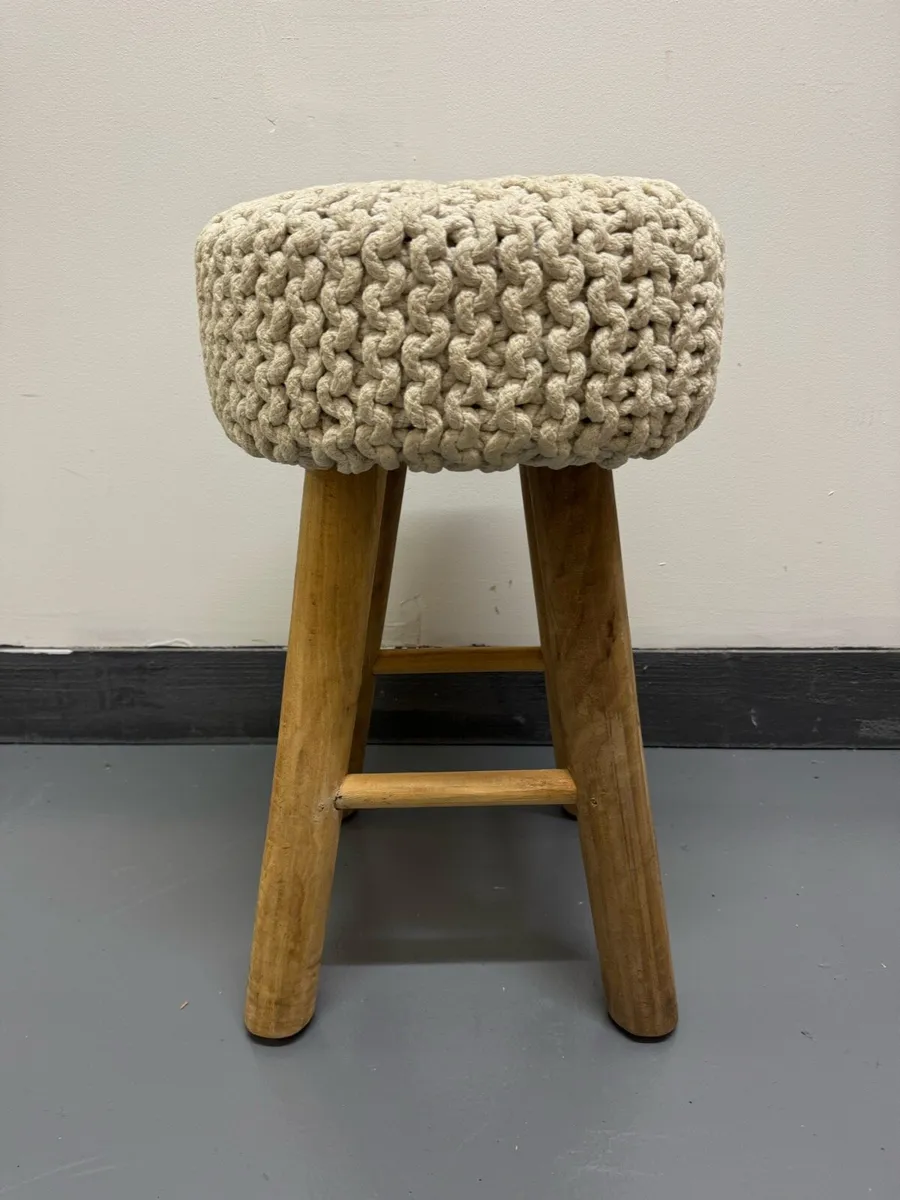 Stool with white knitted seat - 59cm - Image 1