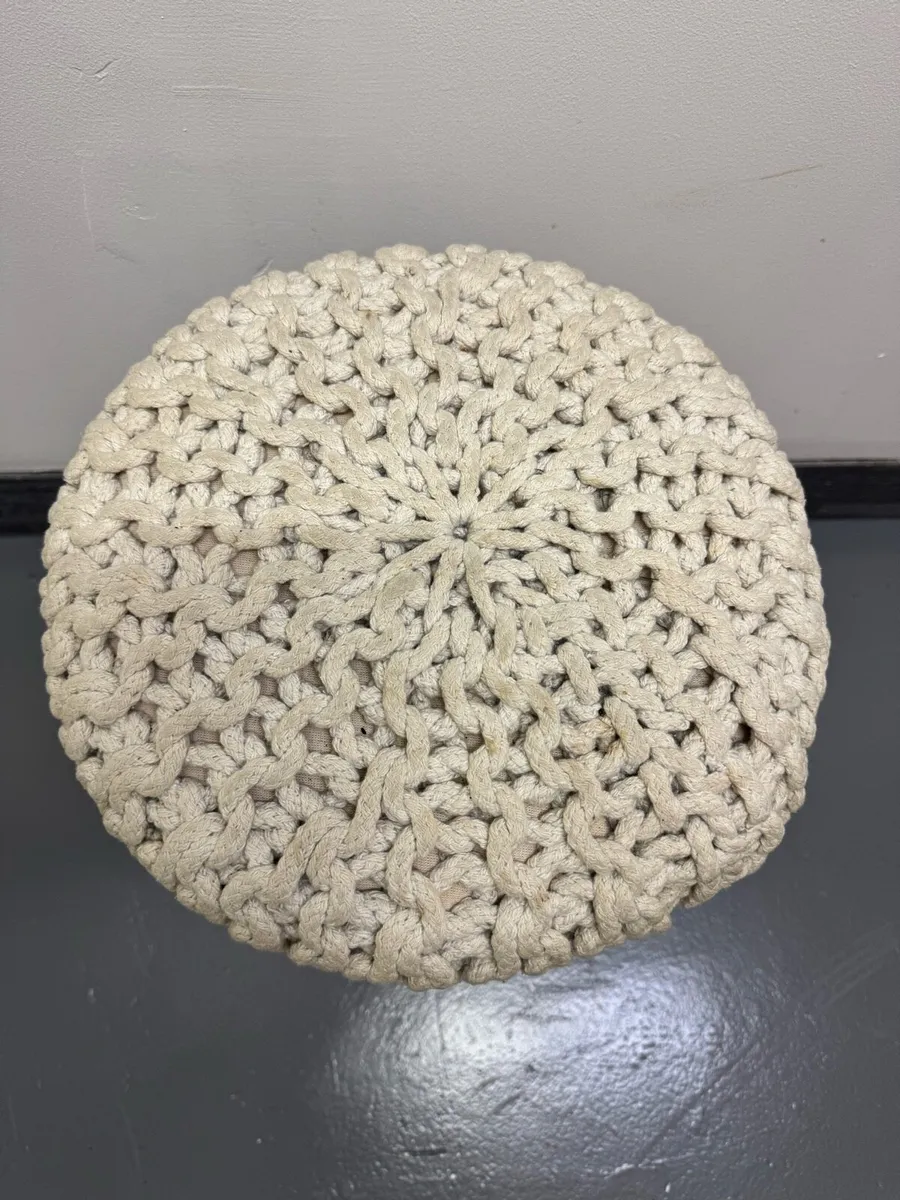 Stool with white knitted seat - 59cm - Image 3