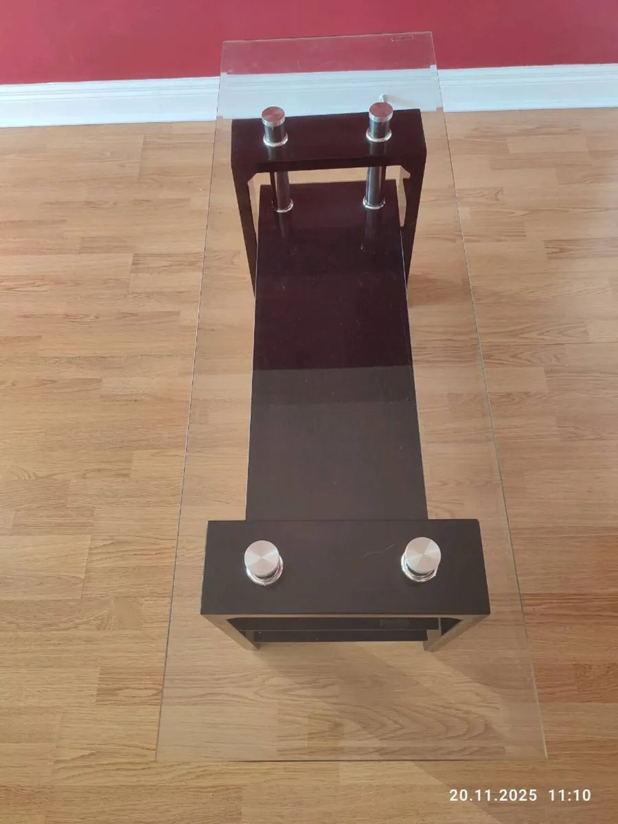 coffee/TV table - Image 2