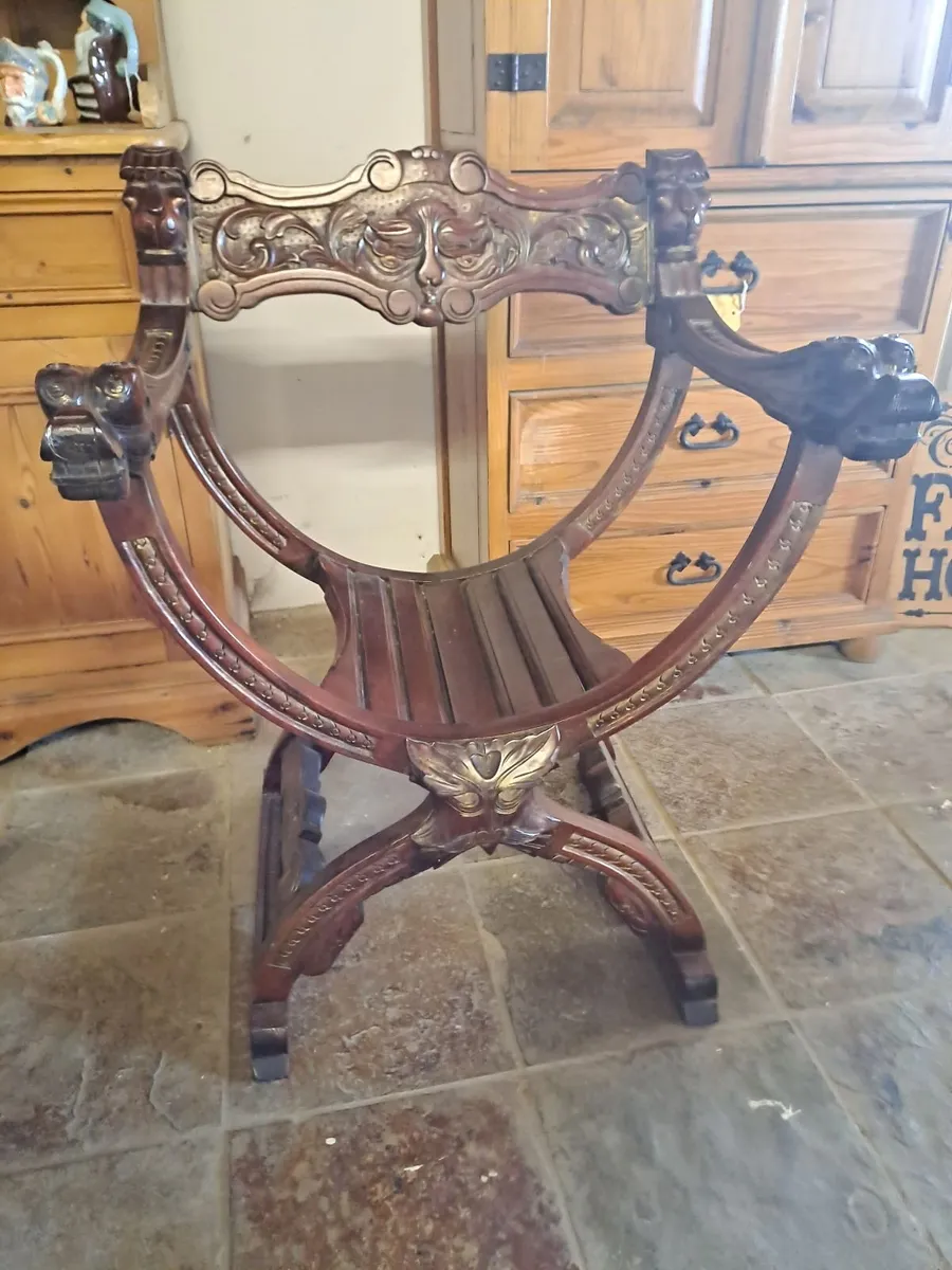 Pair vintage Italian savanrolla chairs - Image 4