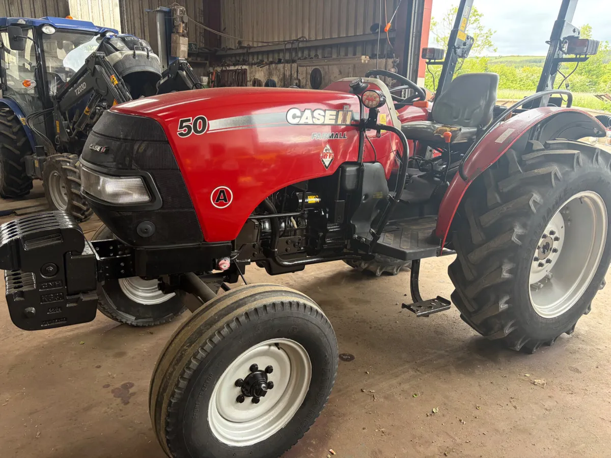 Case. 50 hp  tractor - Image 3