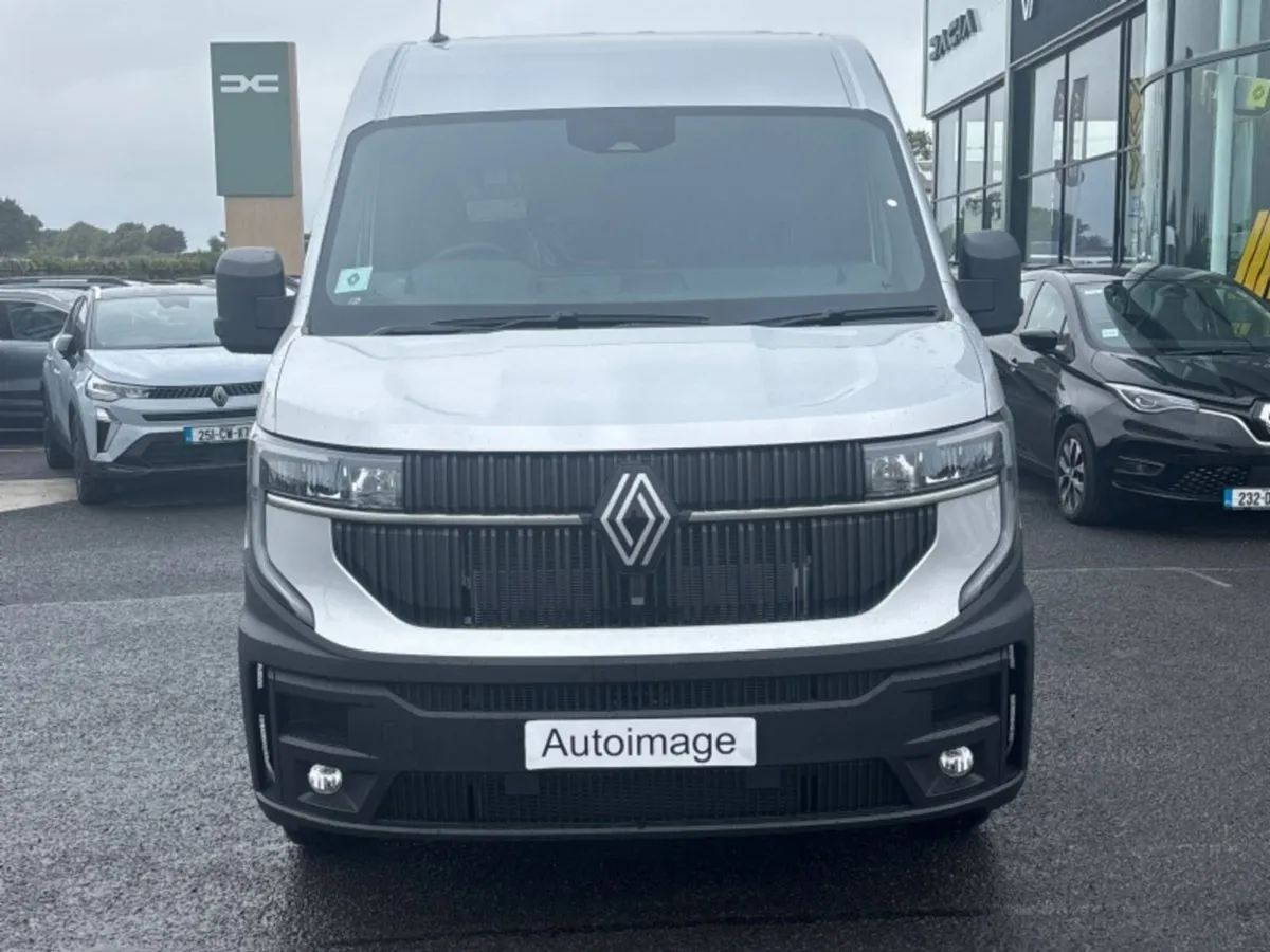 Renault Master 170  AUTO LWB OPTIONS PLUS IN STOCK - Image 2