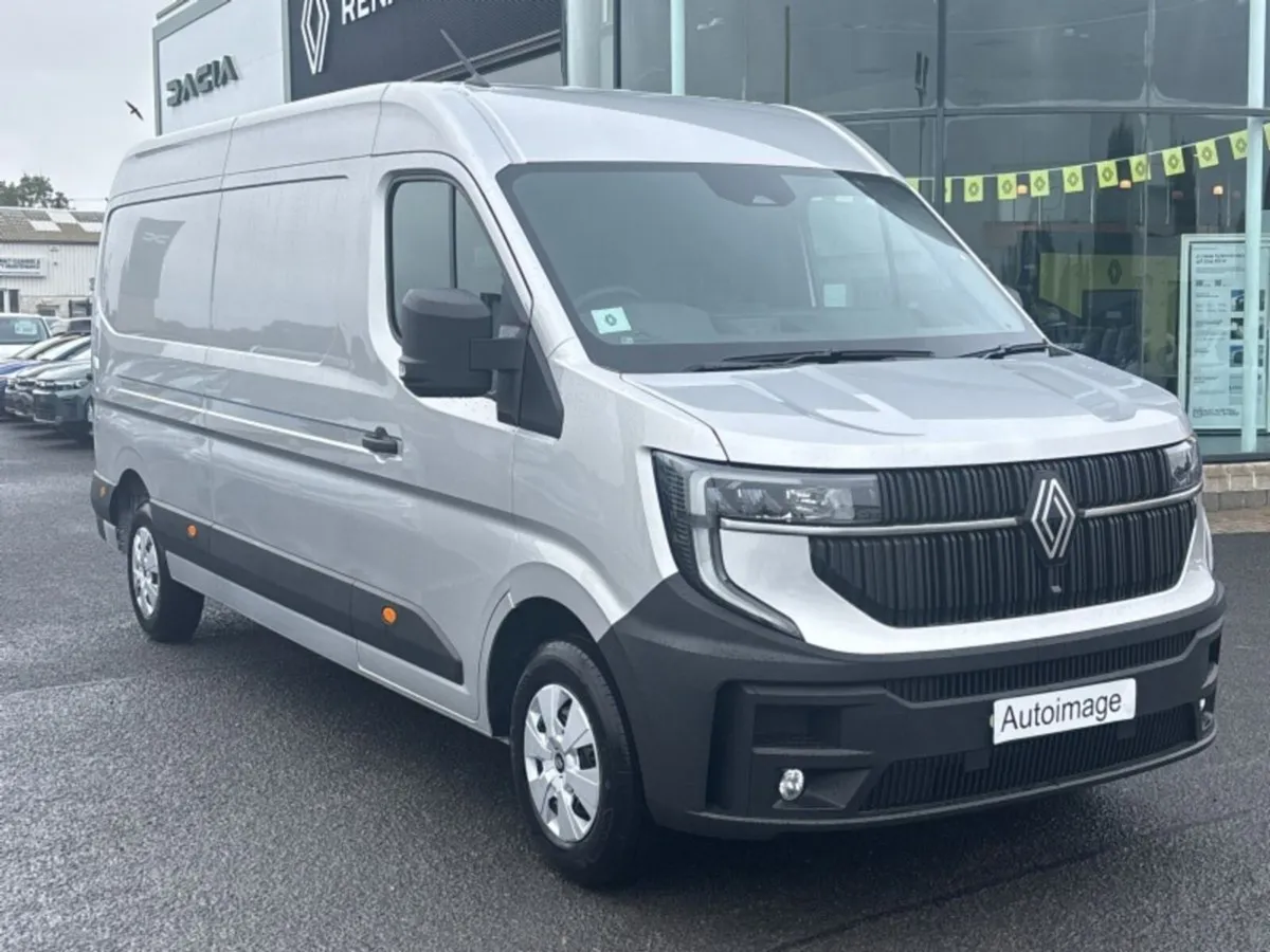 Renault Master 170  AUTO LWB OPTIONS PLUS IN STOCK - Image 1