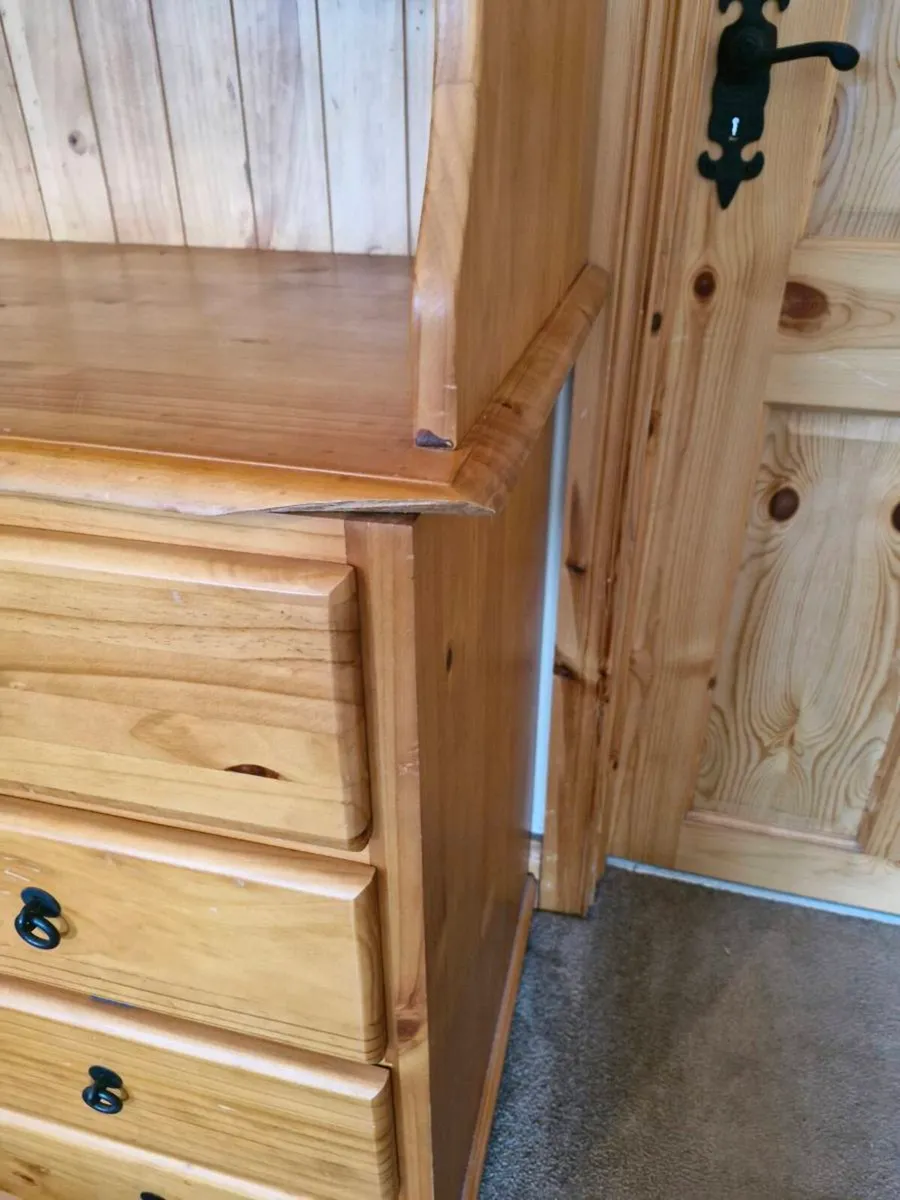 Kitchen Dresser - Image 3