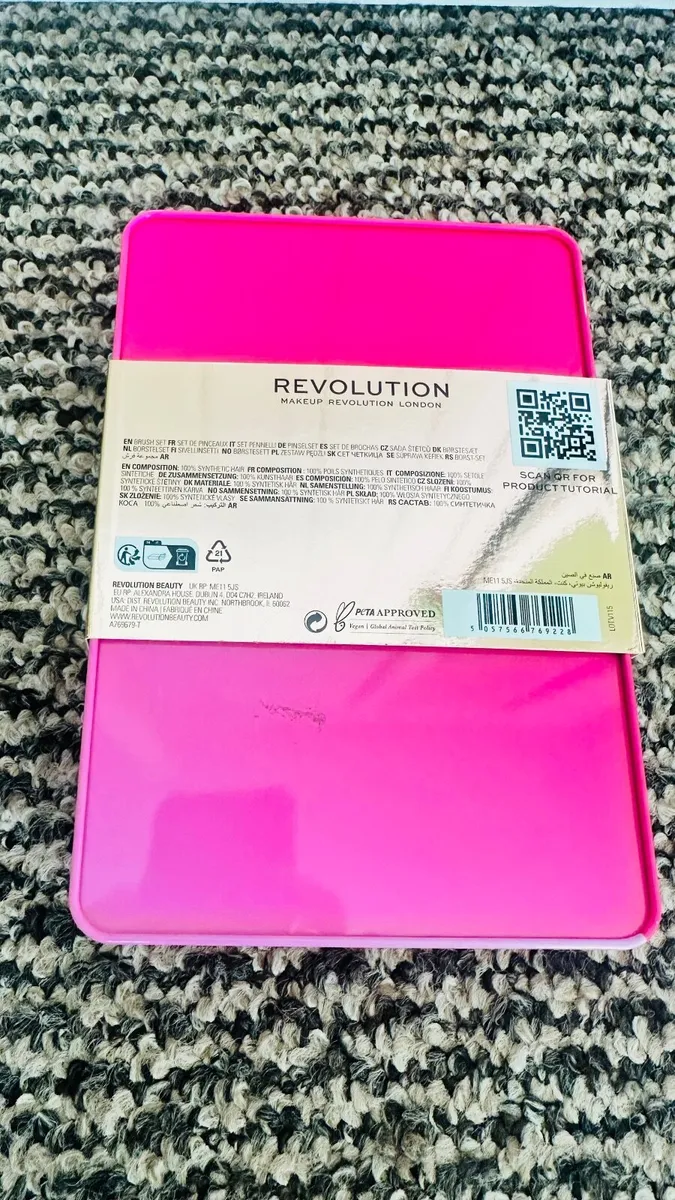 The Brush Edit by revolution - Image 2