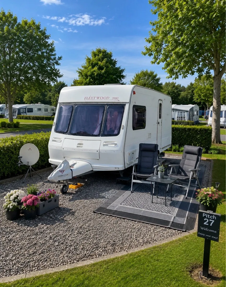 03 fleet wood caravan for sale - Image 1