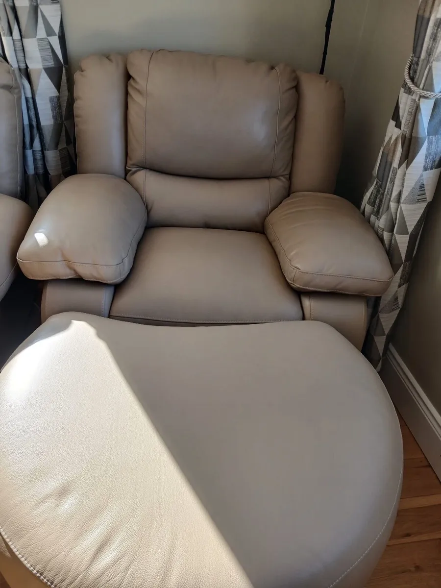3 piece suite of furniture - Image 3