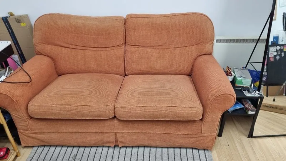 Comfy secondhand sofa for sale - Image 2