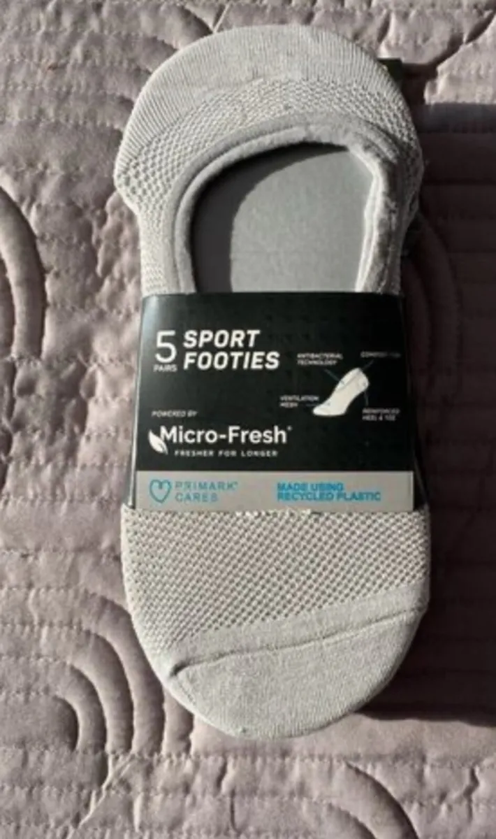 BNWT Sports socks - Size 6UK - 8UK - Image 1
