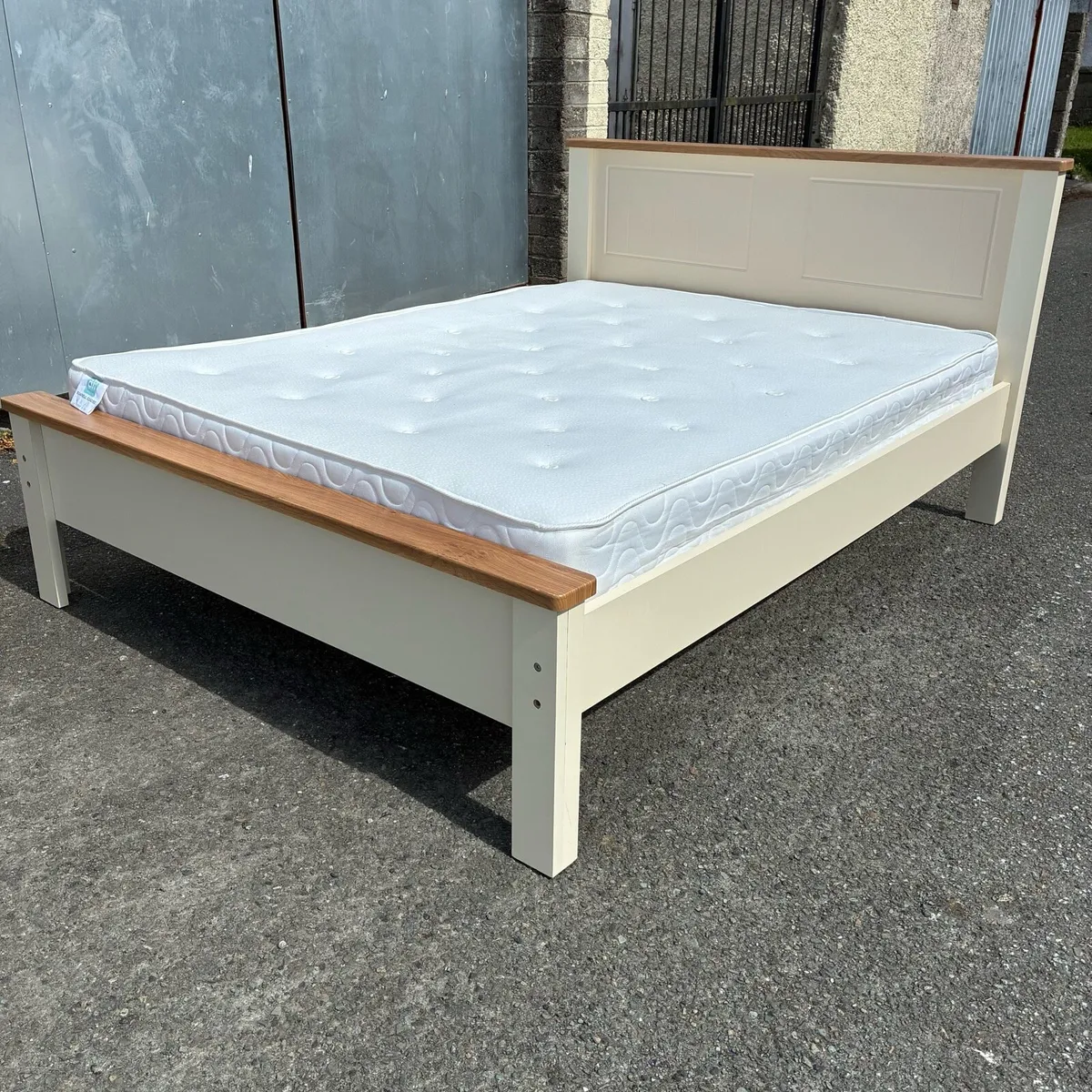 5ft king Solid Cream & pine Bed with mattress - Image 2