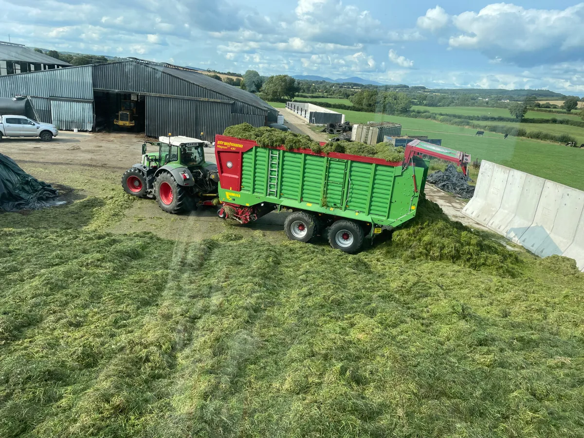 Wagon Silage For Hire in South East - Image 4