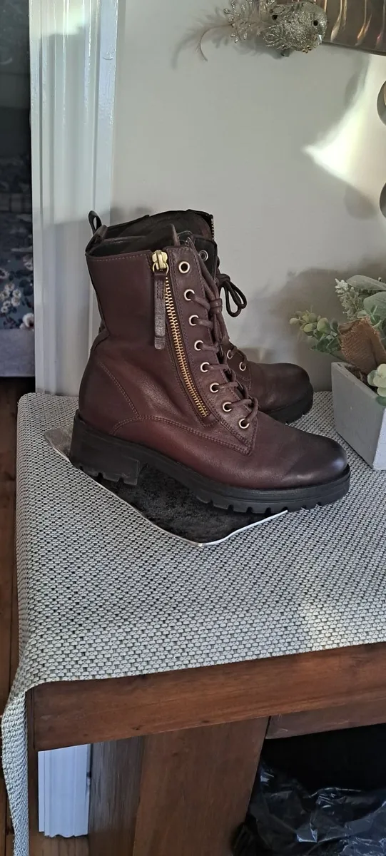 Gabor Boots size 4