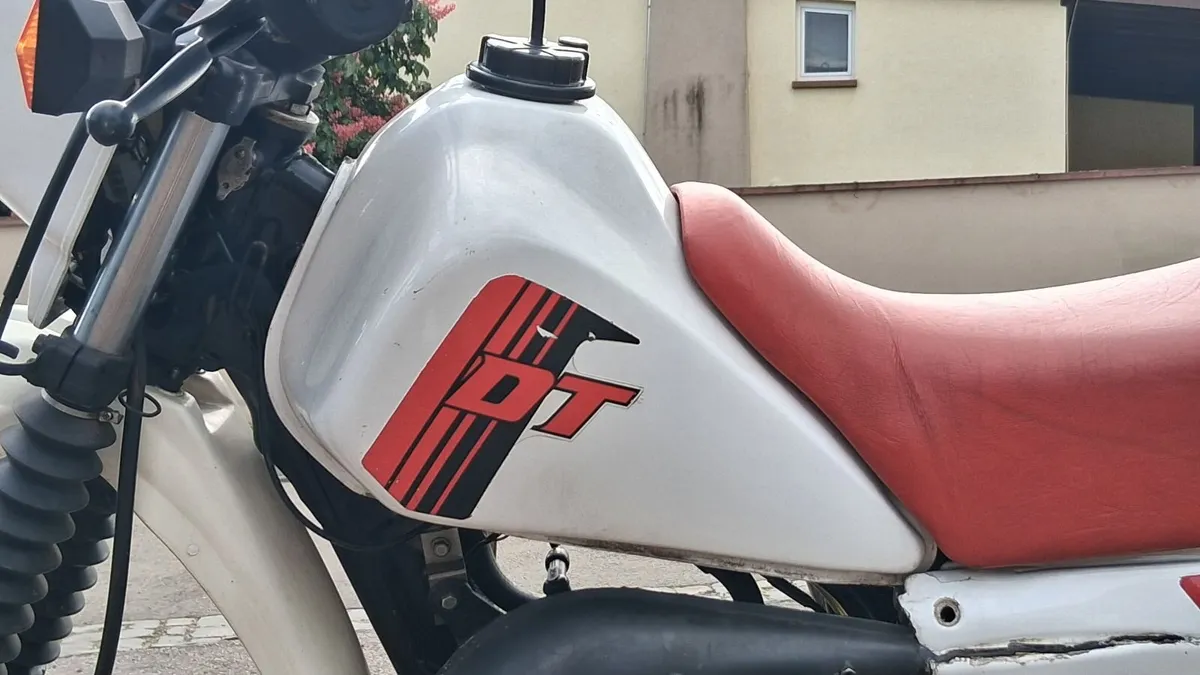 Yamaha DT125   (10V model) - Image 2