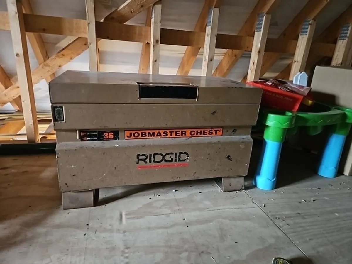 jobox  heavy duty tool chest - Image 1