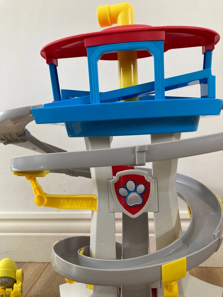 Paw Patrol Lookout Tower and Characters - Image 4