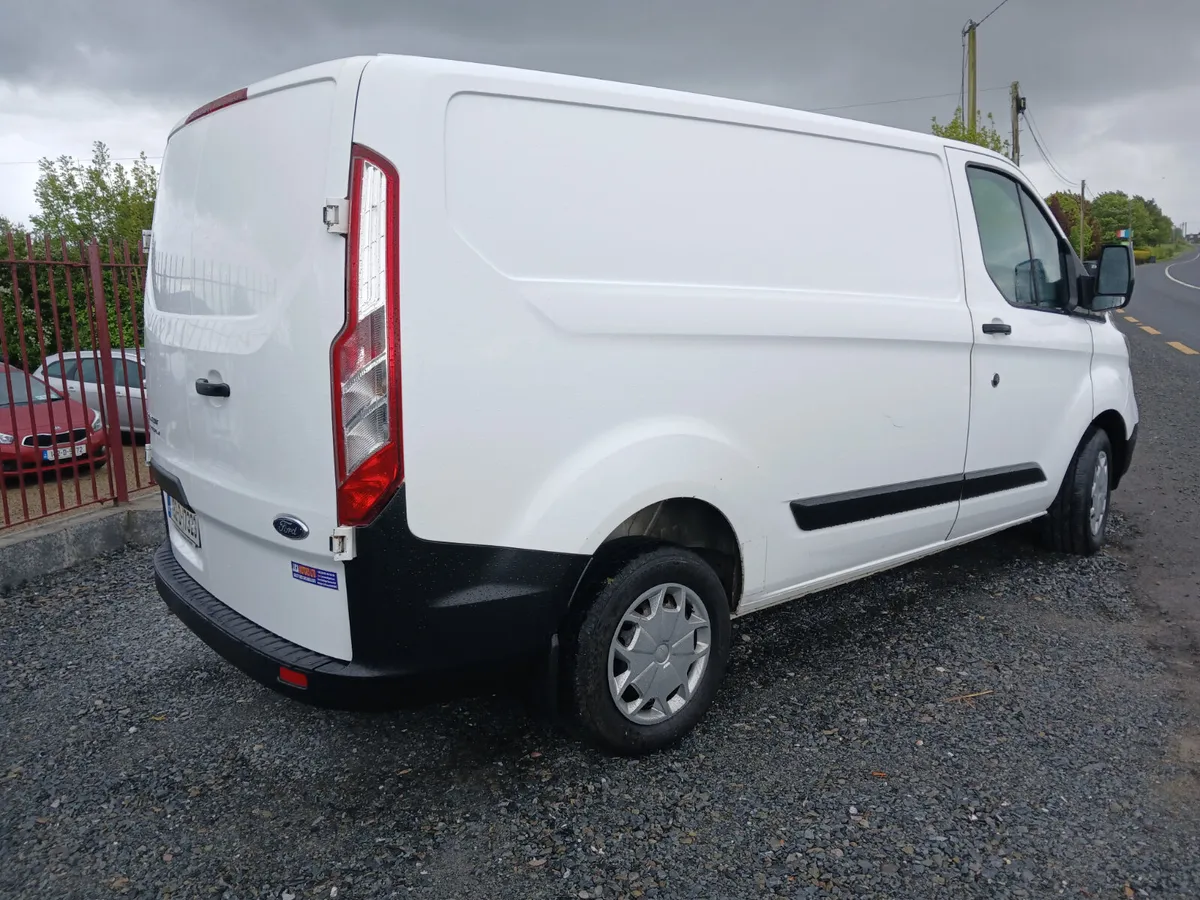 Ford Transit Custom 2019 low mileage van - Image 4