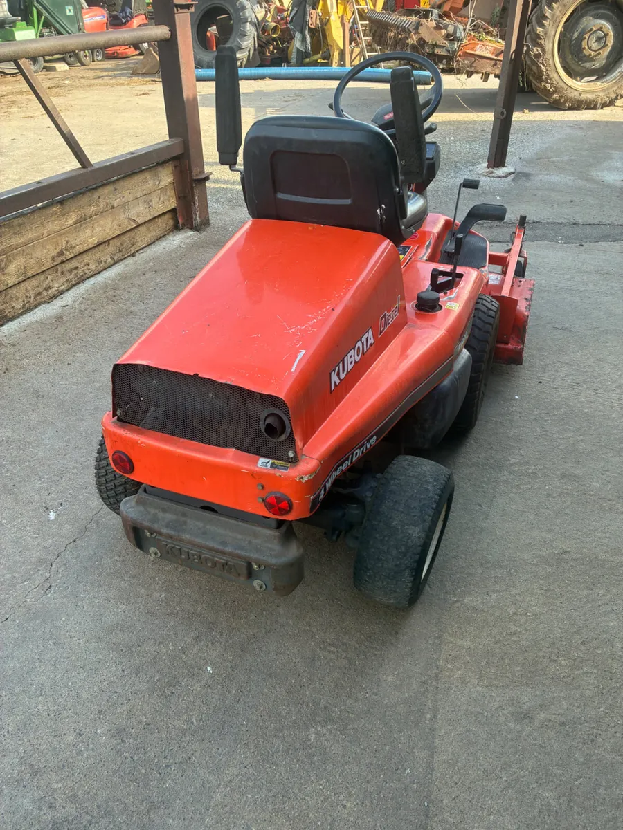 Kubota F1900 diesel mower - Image 1