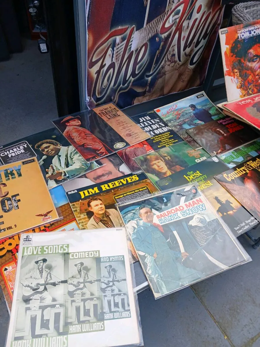 Records - Image 3