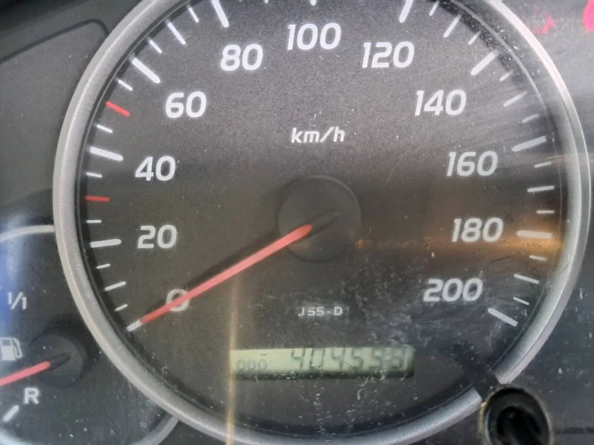 Toyota Landcruiser - Image 4