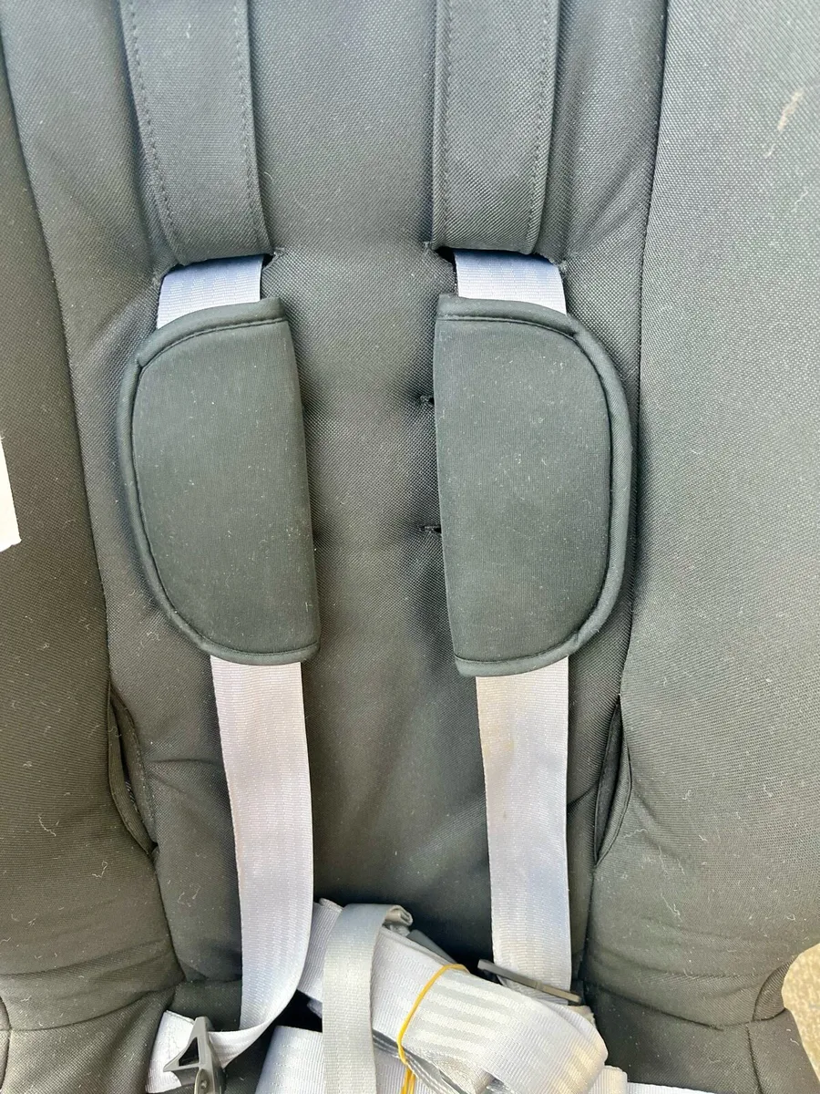 Britax Romer Car Seat - Image 4