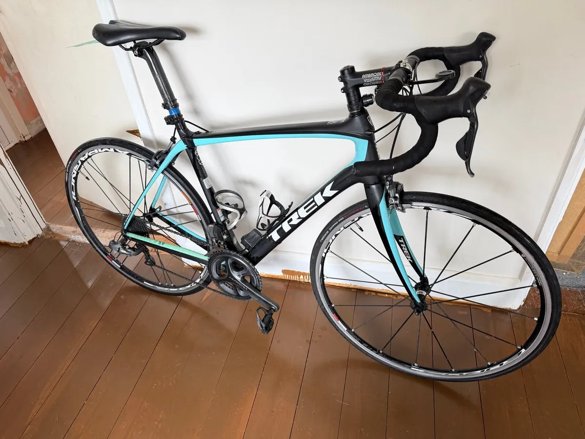 Trek Domane 5 56CM - Image 1