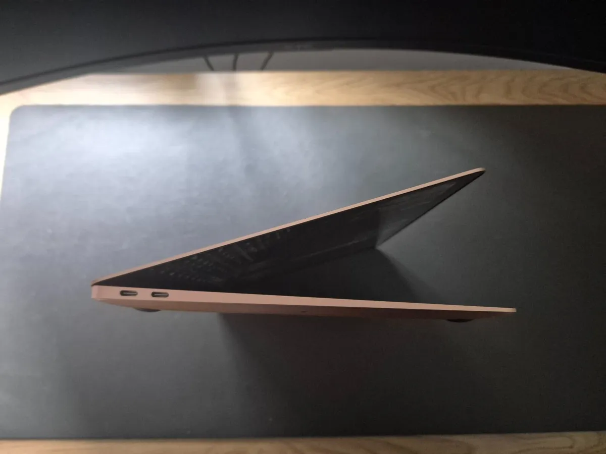 Apple MacBook Air M1 A2337 (2020) in Rose Gold - Image 4
