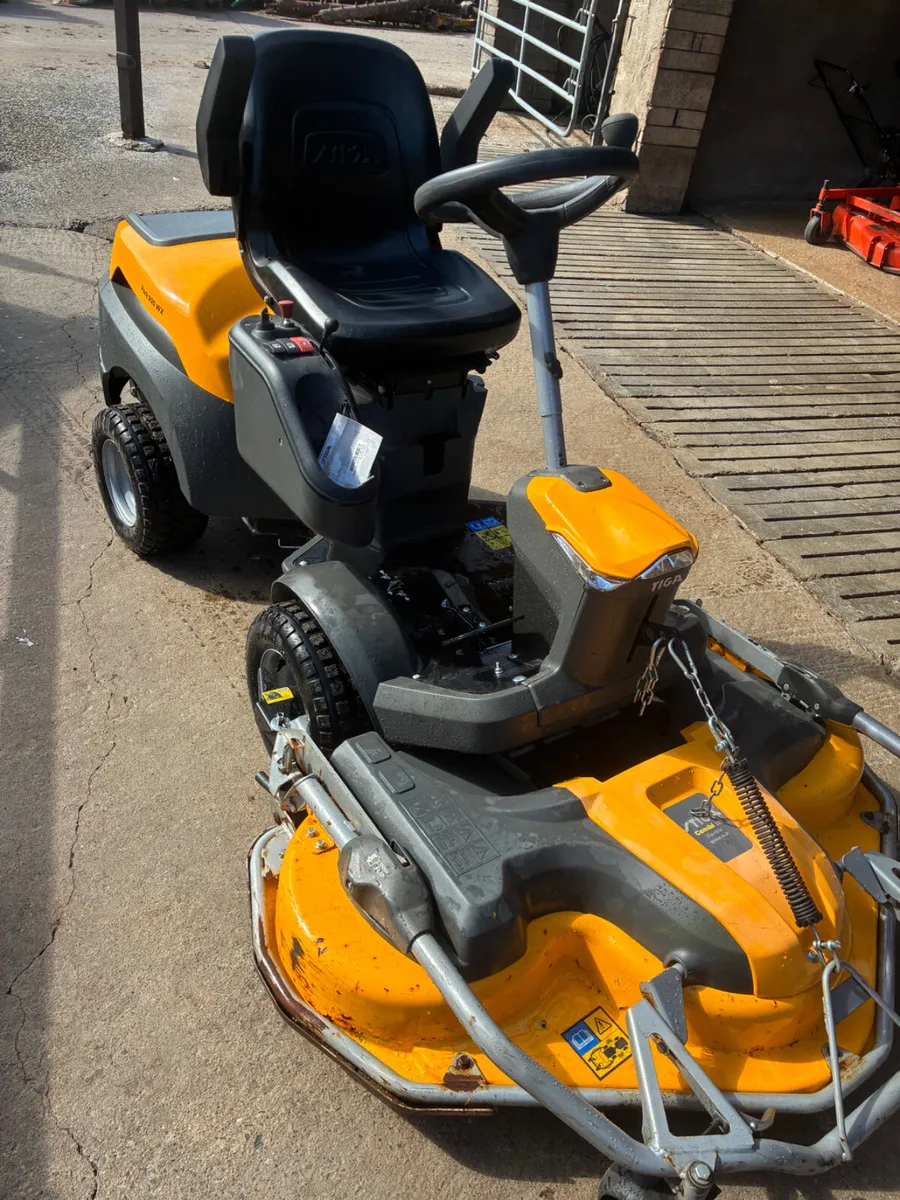 Stigma park WX 900 out front mower - Image 1