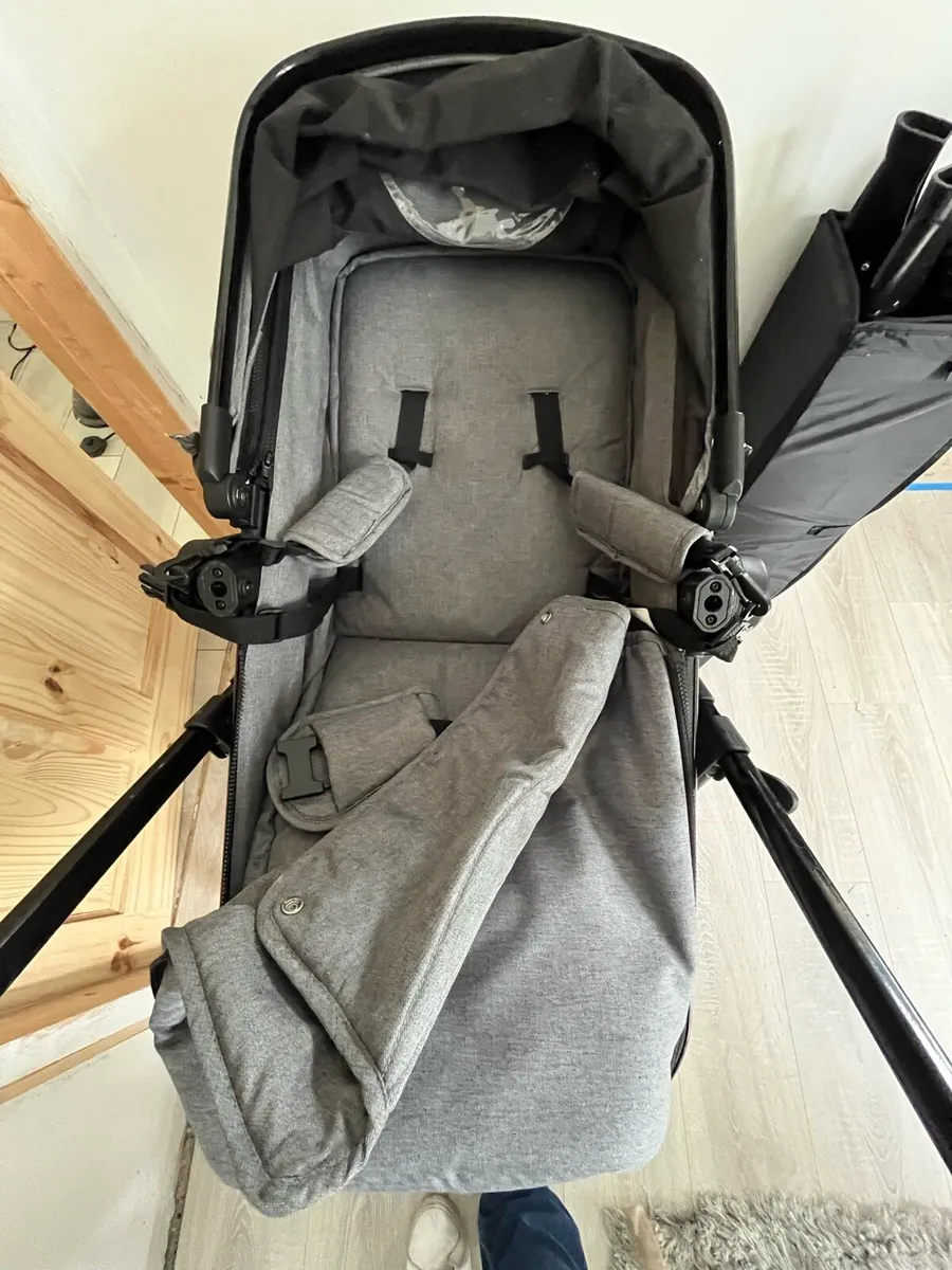 Baby’s 3 in 1  buggie - Image 4