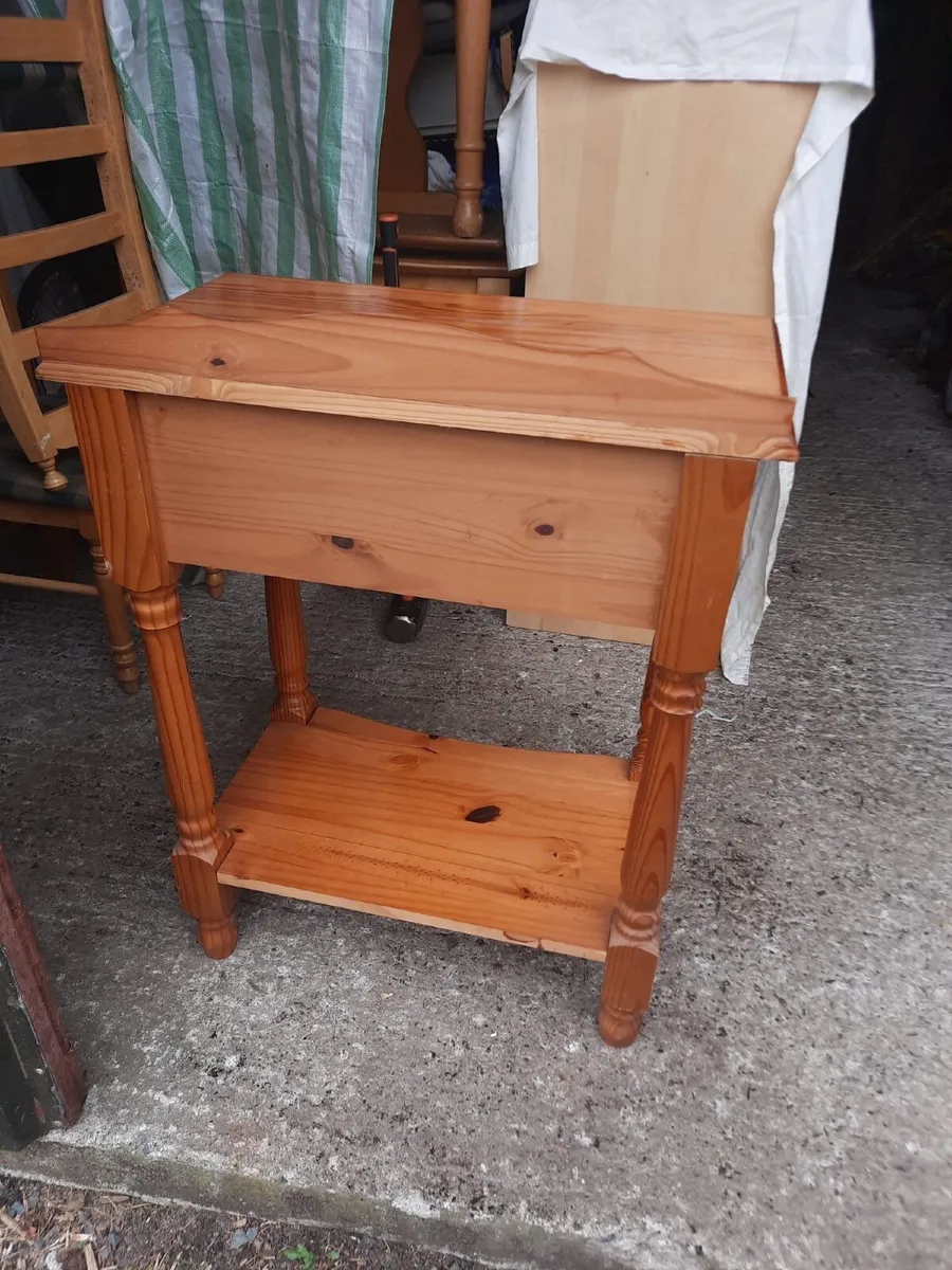 Occasional table - Image 2