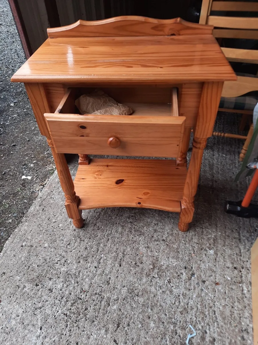 Occasional table - Image 3