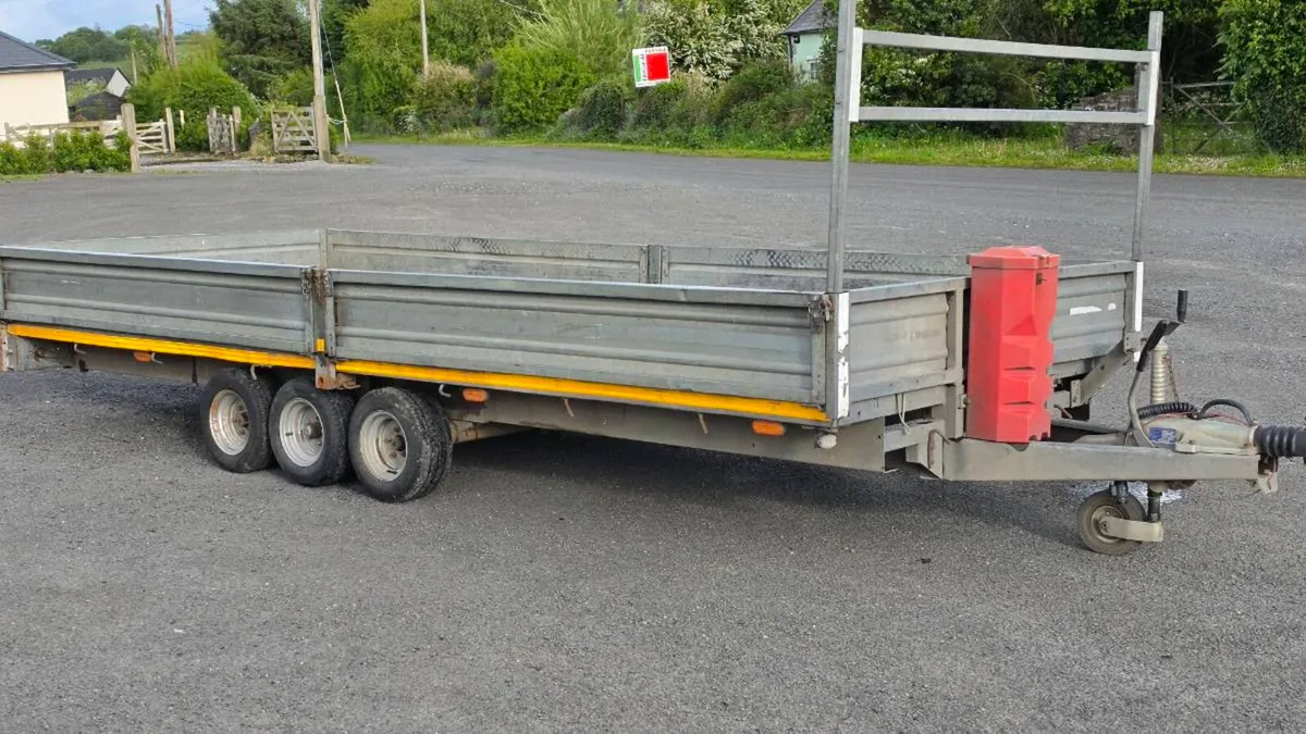 16ft Triaxle trailer - Image 1