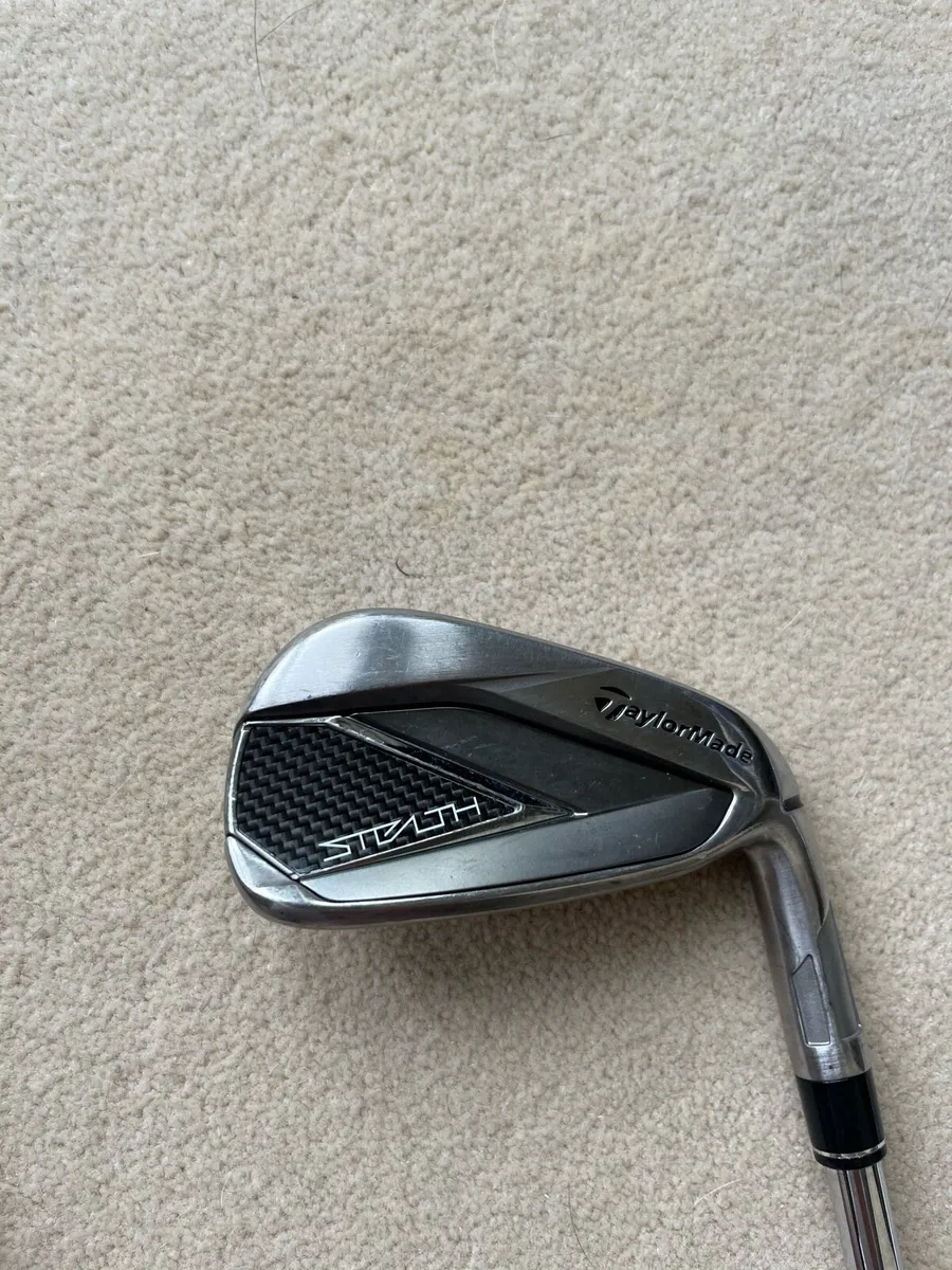 TaylorMade Stealth Irons - Image 2