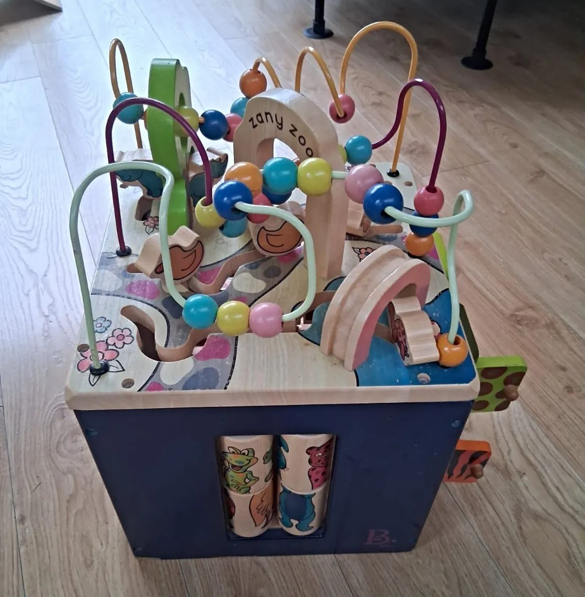 Zany zoo activity cube - Image 1