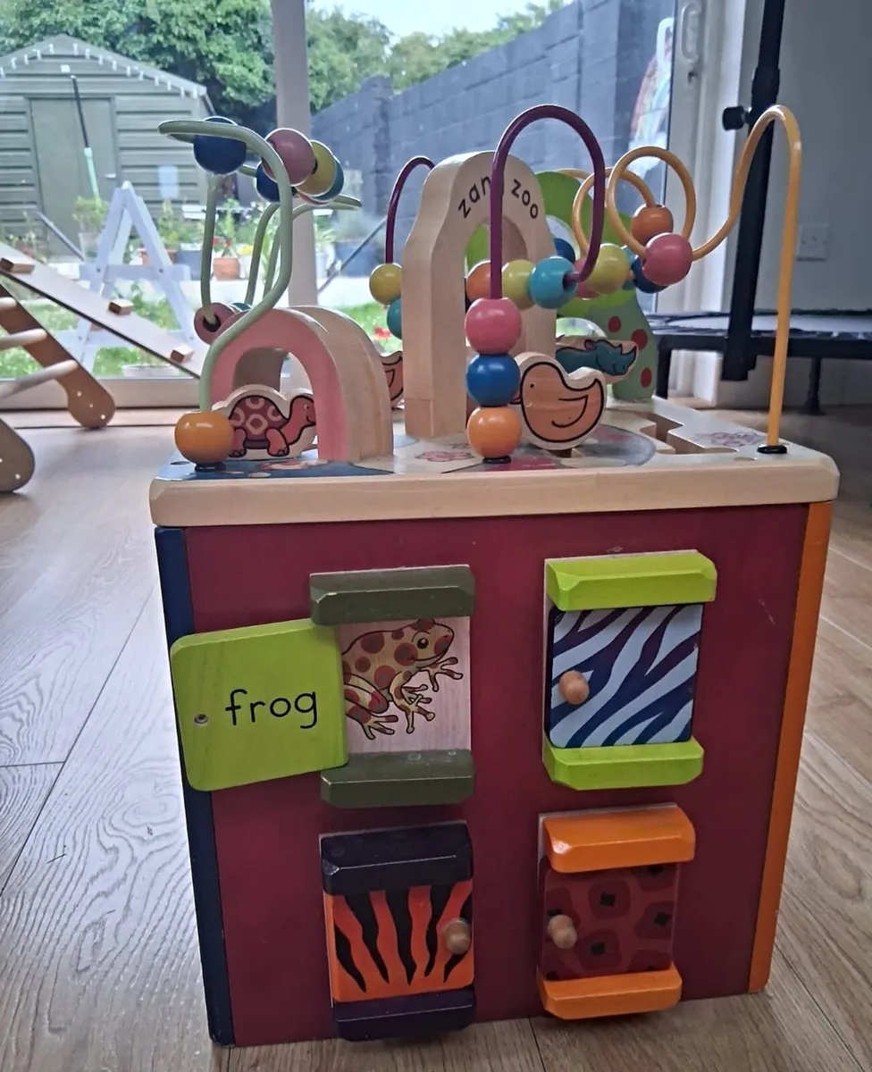 Zany zoo activity cube - Image 4