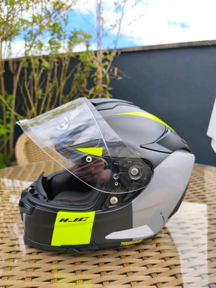 HJC RPHA 70 Motorbike Helmet - As New - Image 4