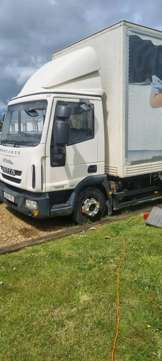 Recovery Truck,Iveco Cab chassis - Image 3