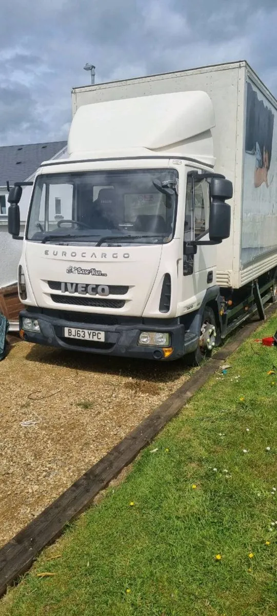 Recovery Truck,Iveco Cab chassis - Image 4