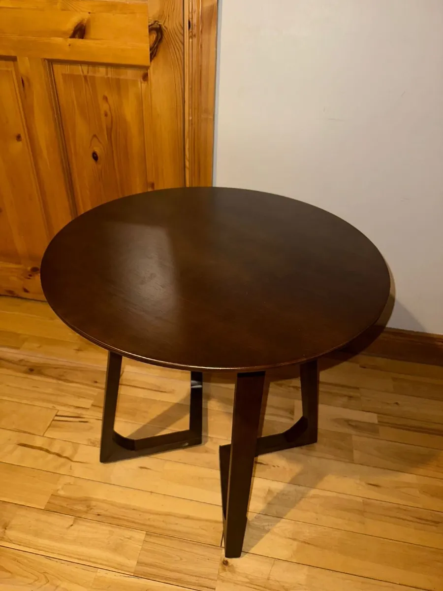 Coffee table - Image 1