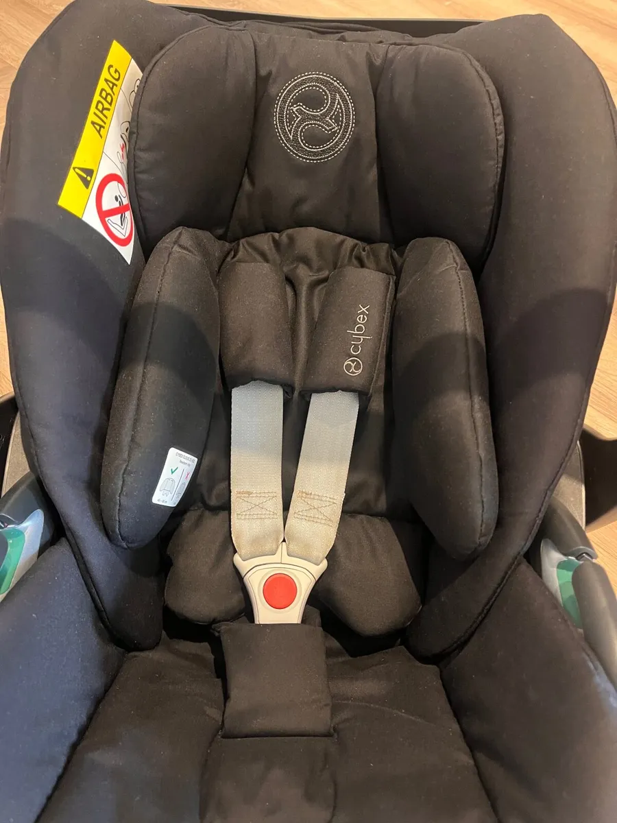 Cybex Cloud Z2 Car seat and swivel isofix base - Image 4