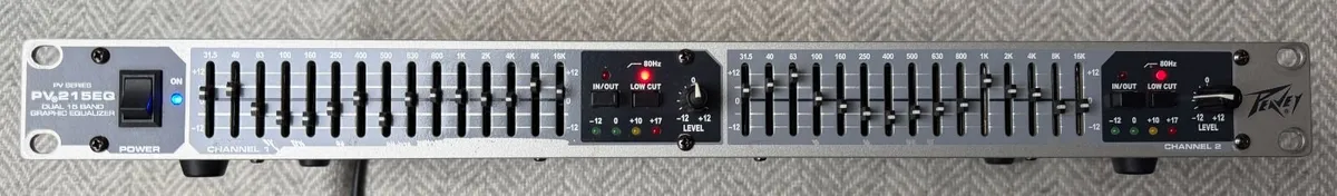 Peavey PV 215 EQ 15 Band Graphic Equalizer Grey. - Image 1