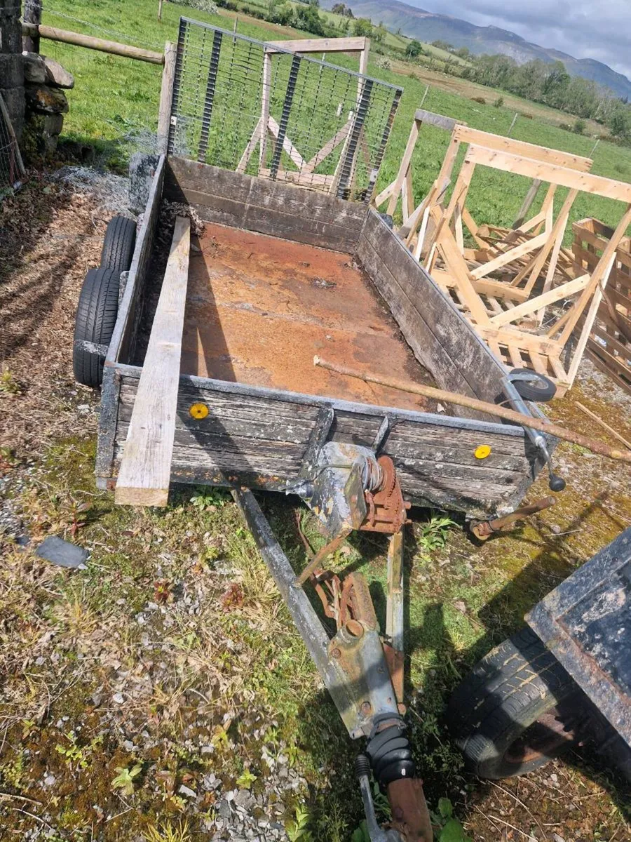 Vintage old school 10foot x 5 foot ramp trailer - Image 1