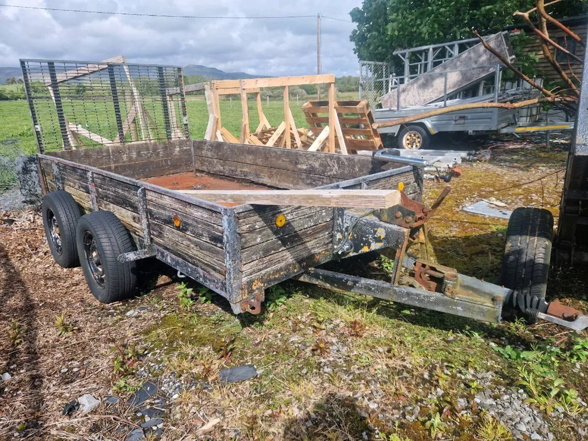 Vintage old school 10foot x 5 foot ramp trailer - Image 4