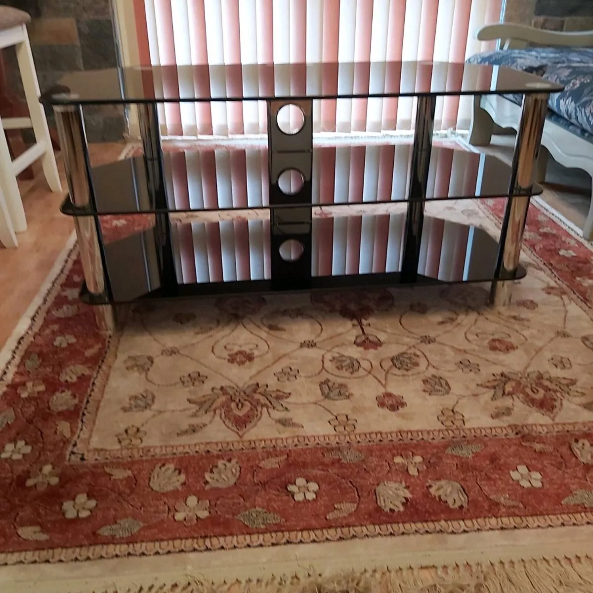 Tv stand - Image 3