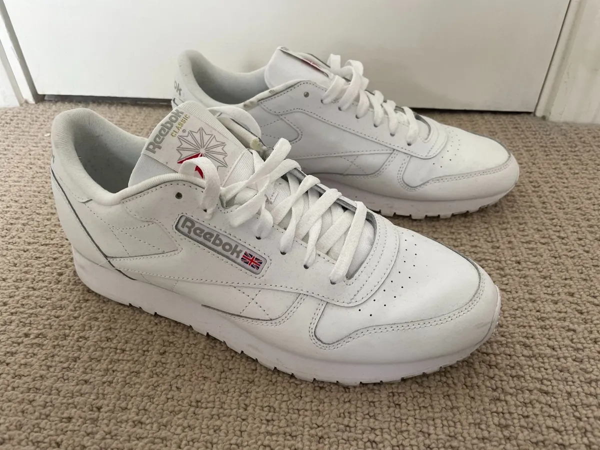 Men's white shoes - Image 2